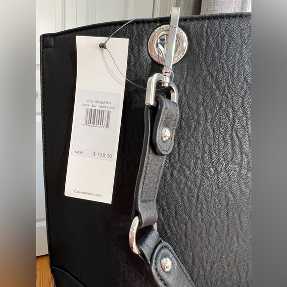 CALVIN KLEIN - purse color black leather with silver hardware. - Picture 3 of 15